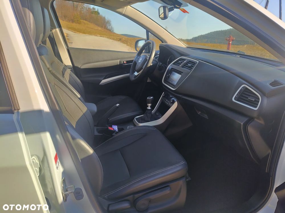 Suzuki SX4 S-Cross 1.6 DDiS 4x4 limited+ - 20