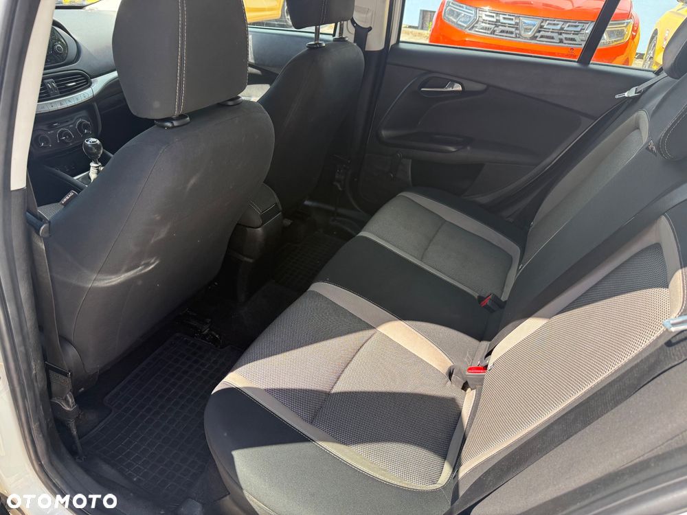 Fiat Tipo 1.4 16V Easy - 6