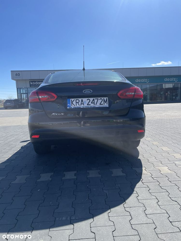 Ford Focus 1.6 Trend - 5