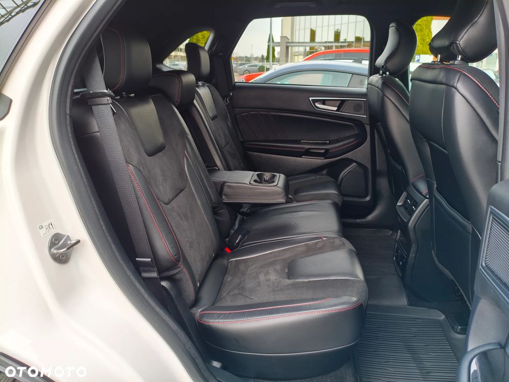 Ford Edge 2.0 EcoBlue Twin-Turbo 4WD ST-Line - 13