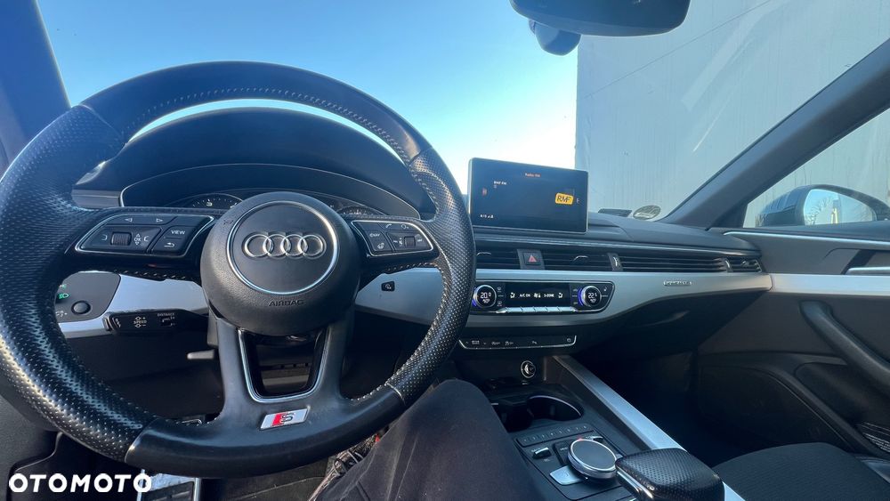 Audi A4 Avant 2.0 TDI Quattro Sport S tronic - 13