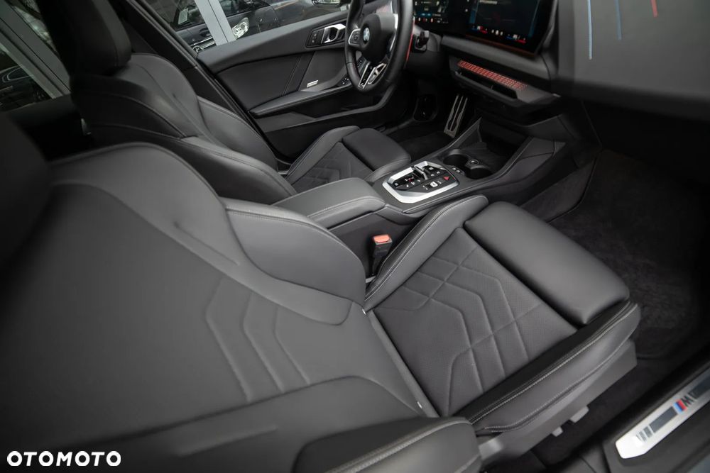 BMW Seria 1 - 38