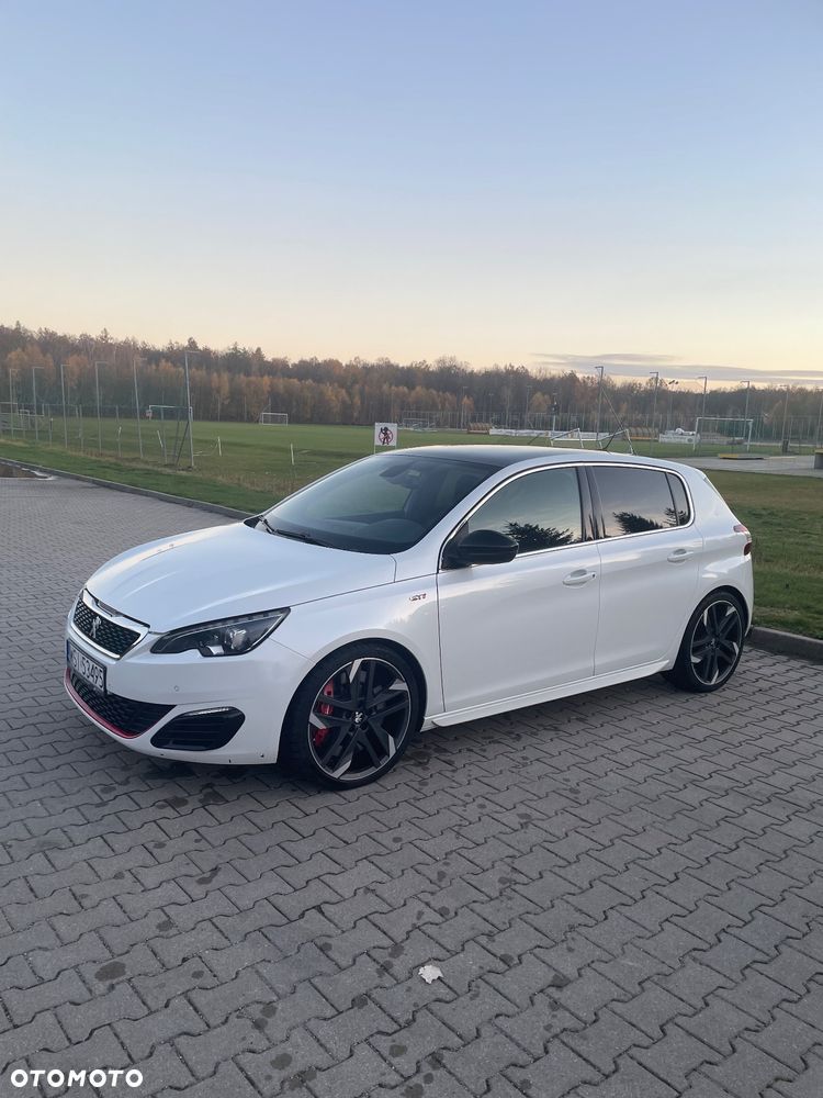 Peugeot 308 1.6 e-THP GTi by Sport S&S - 6