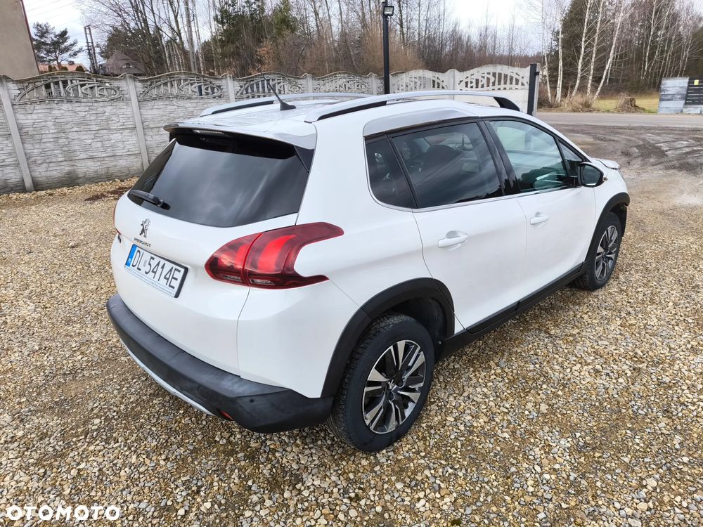 Peugeot 2008 - 4