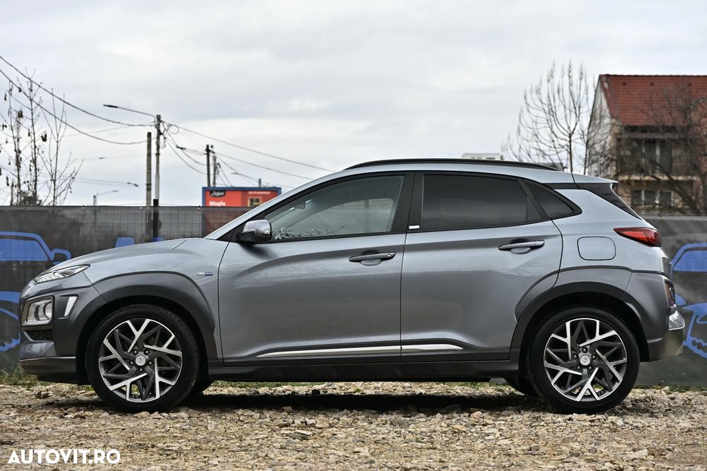 Hyundai KONA - 7