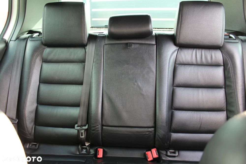 Volkswagen Golf 2.0 TDI DPF DSG GTD - 25