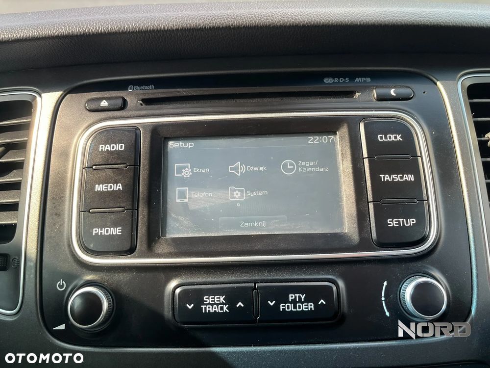 Kia Carens 1.6 GDI L - 29