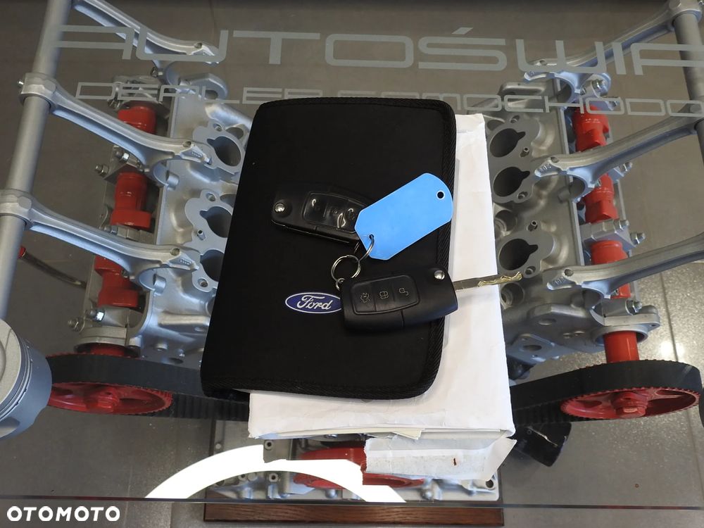 Ford Fiesta 1.4 Trend - 29