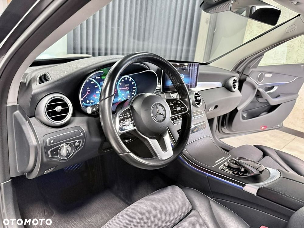 Mercedes-Benz Klasa C 300 de 9G-TRONIC Exclusive - 29