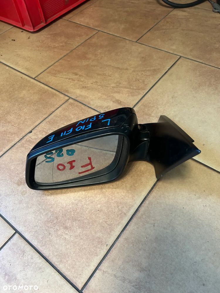 LUSTERKO BMW F10 F11 LEWE EUROPA 5PIN - 1