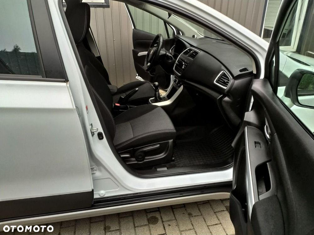 Suzuki SX4 S-Cross - 23