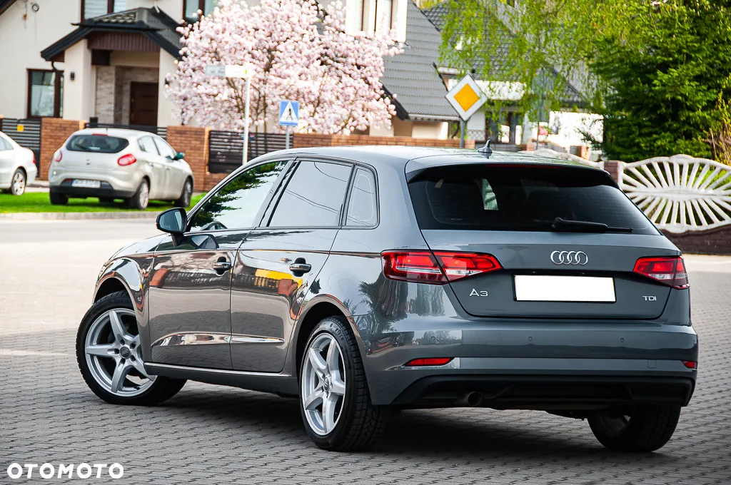 Audi A3 1.6 TDI Sportback - 16