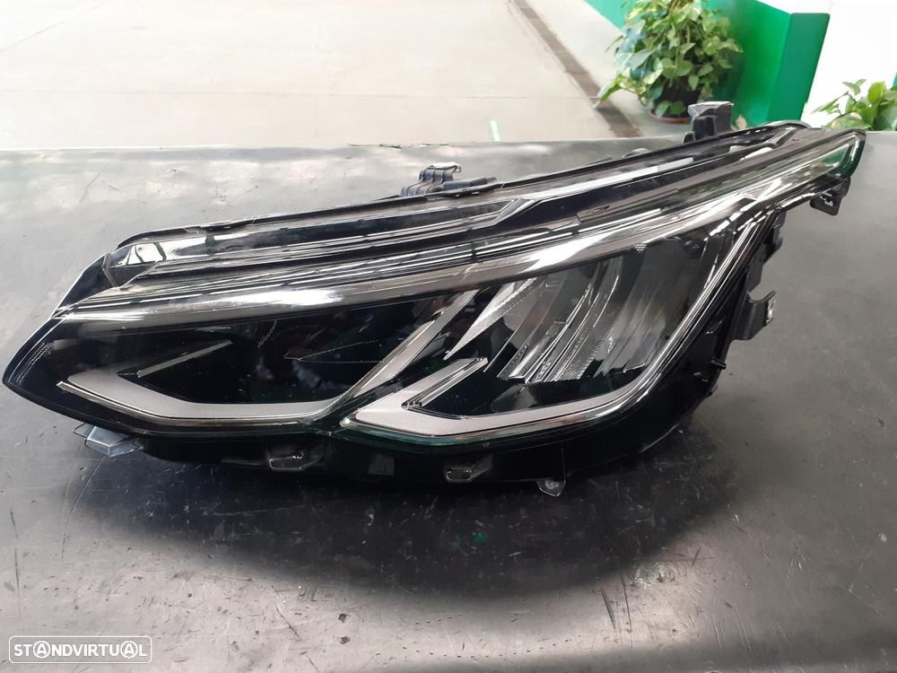 FAROL ESQUERDO VOLKSWAGEN GOLF VIII BERLINA CD1 - 1