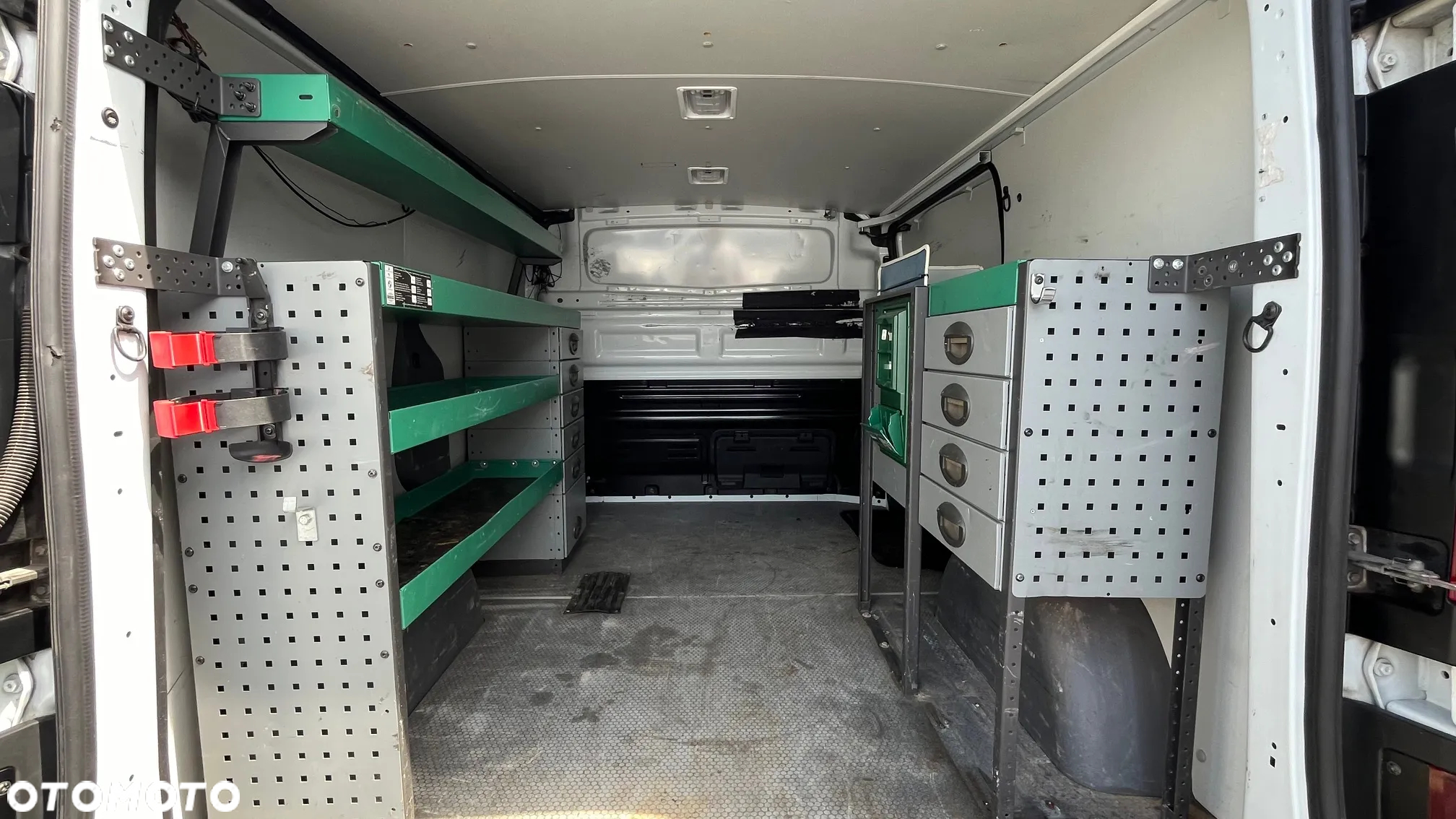 Renault Trafic - 14