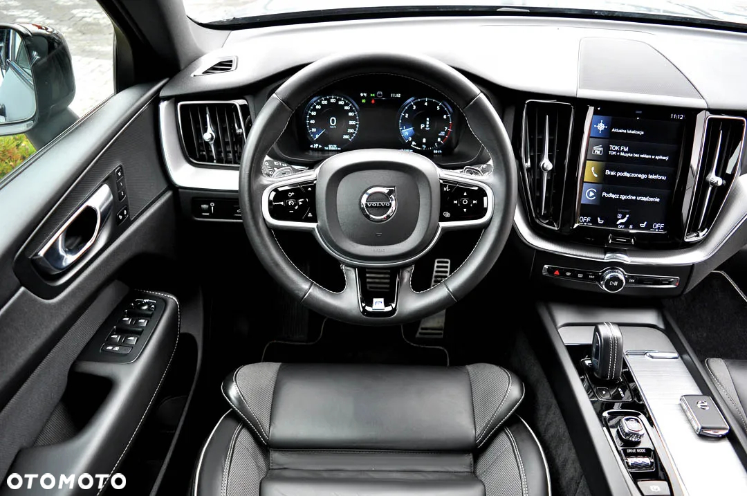Volvo XC 60 B5 B R-Design - 28