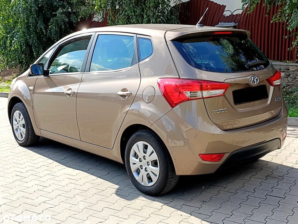 Hyundai ix20 1.4 BlueDrive Comfort - 9