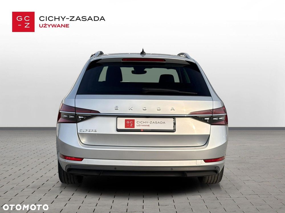 Skoda Superb 2.0 TDI SCR Style DSG - 5