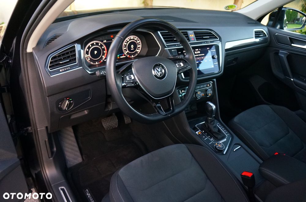 Volkswagen Tiguan - 24