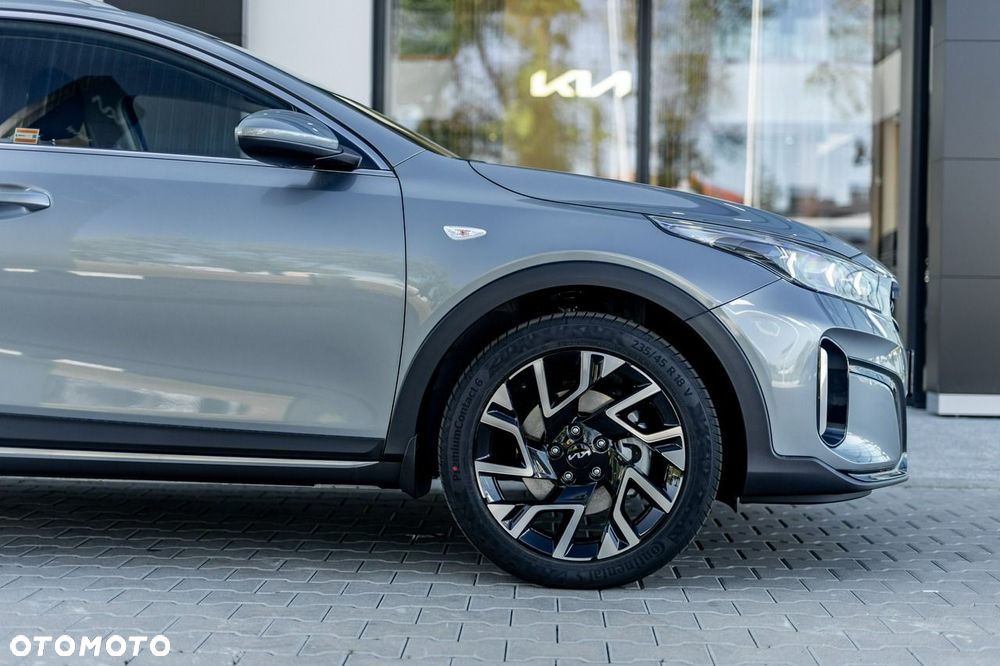 Kia XCeed - 8