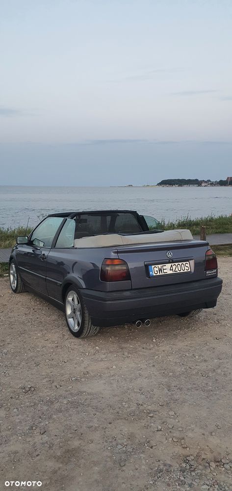 Volkswagen Golf 1.8 GT - 5