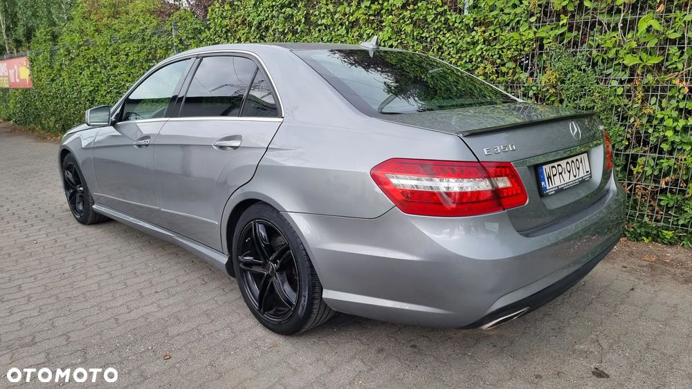 Mercedes-Benz Klasa E - 25