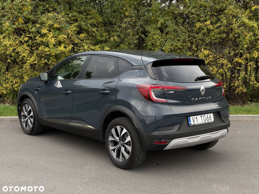 Renault Captur - 23