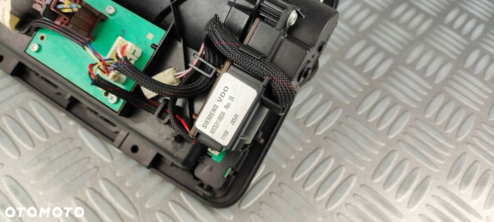 96650242ZD wyświetlacz ekran radia NAVI GPS nawigacji ramka PEUGEOT 308 T7 - 9