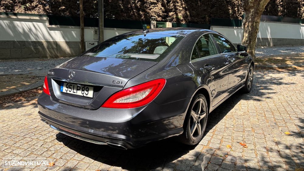 Mercedes-Benz CLS 350 CDI BlueEfficiency — fotografia 4