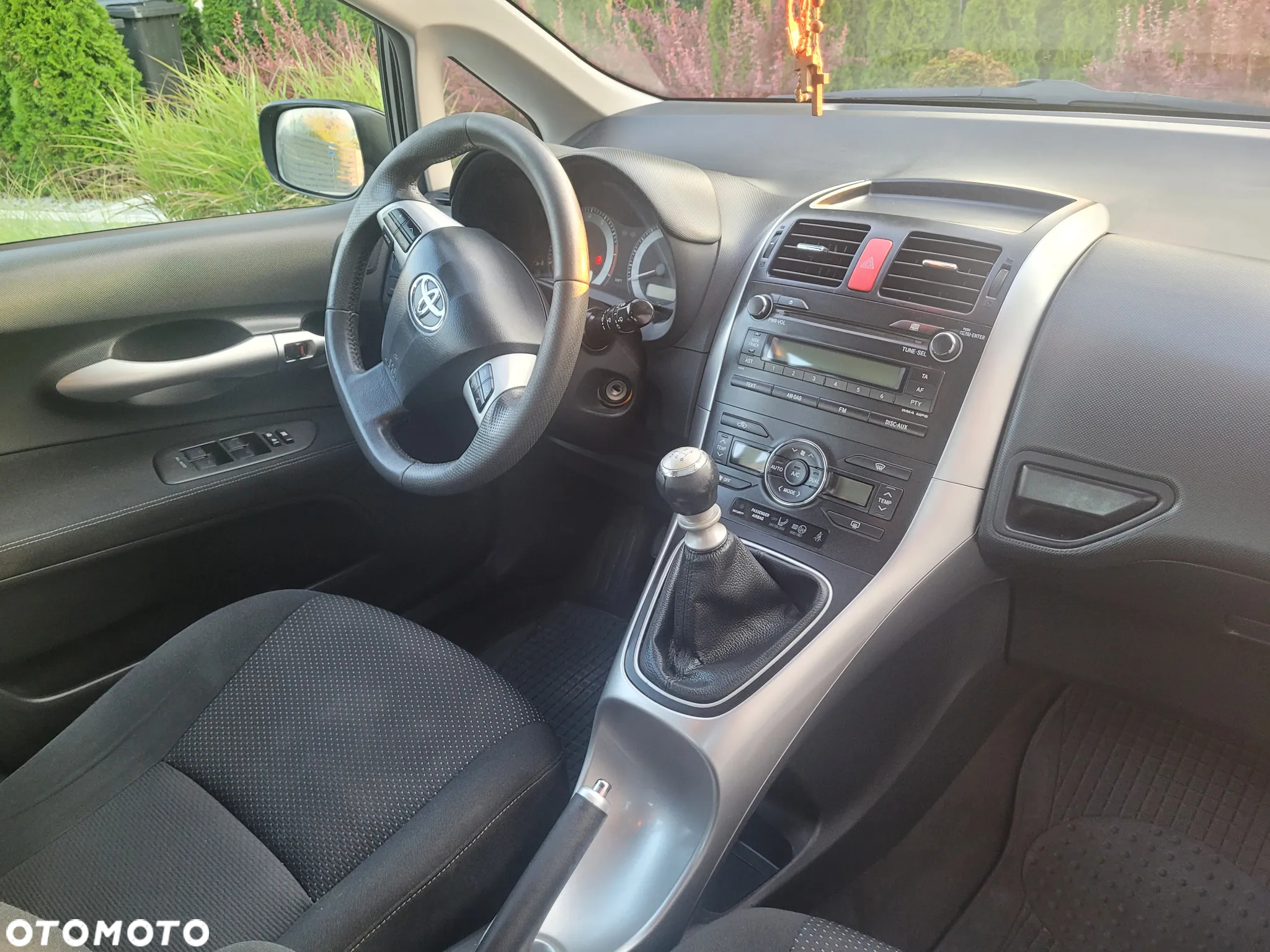 Toyota Auris 1.6 Premium Start - 13