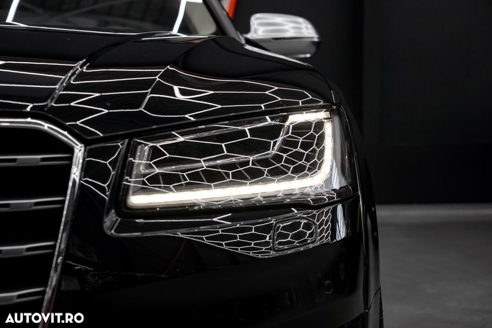 Audi S8 Plus 4.0 TFSI quattro Tiptronic - 7