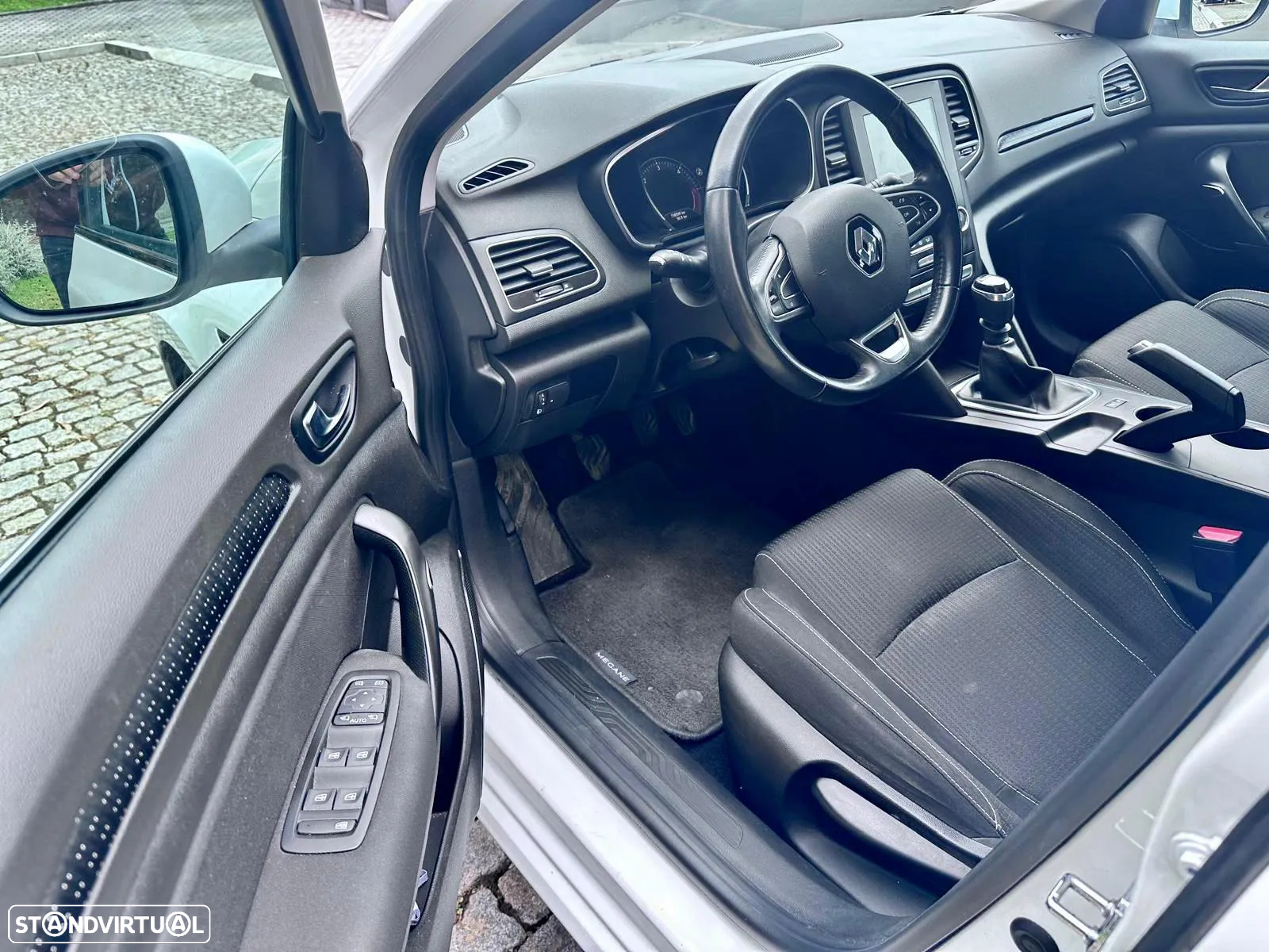 Renault Mégane 1.5 Blue dCi Zen - 20
