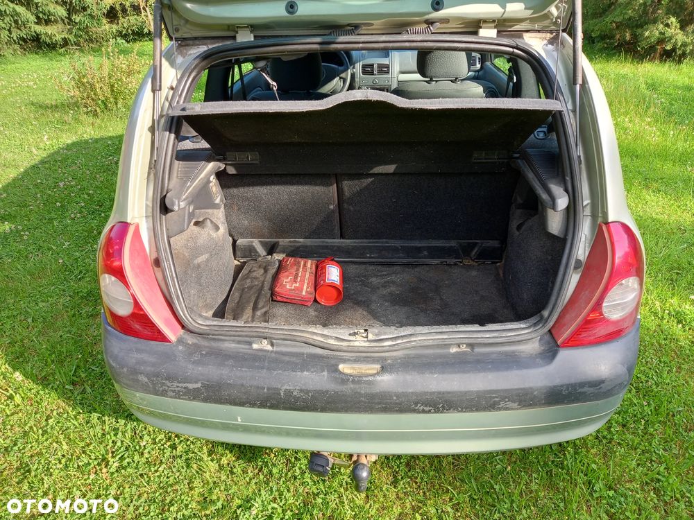 Renault Clio - 16
