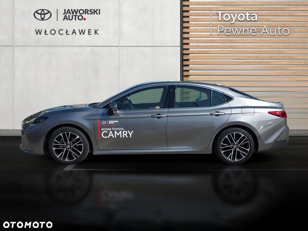 Toyota Camry - 2