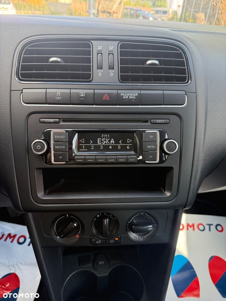 Volkswagen Polo 1.2 Comfortline - 11