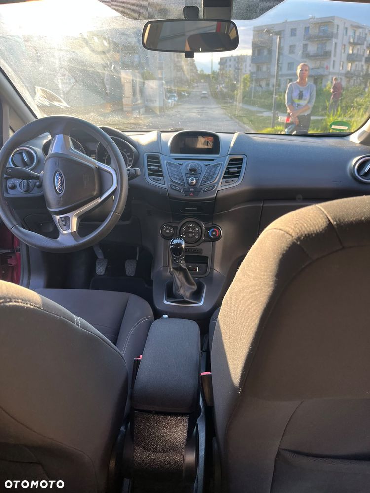 Ford Fiesta 1.0 Champions Edition - 9