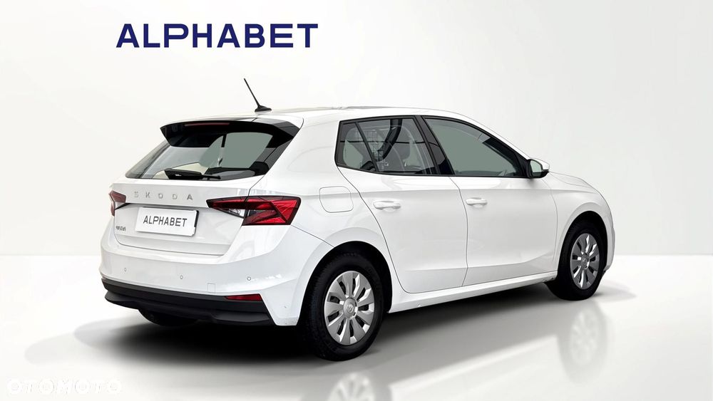 Skoda Fabia 1.0 Essence - 5