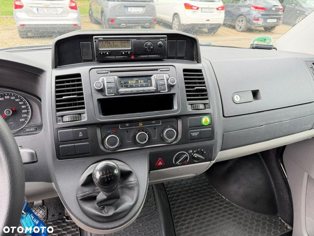 Volkswagen Transporter - 27