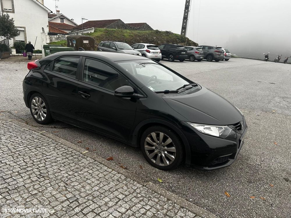 Honda Civic 2.2 i-DTEC Sport - 1