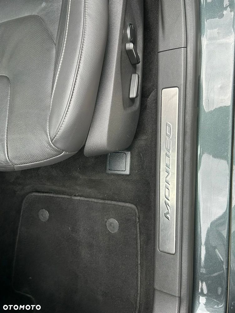 Ford Mondeo 2.0 TDCi Titanium PowerShift - 12
