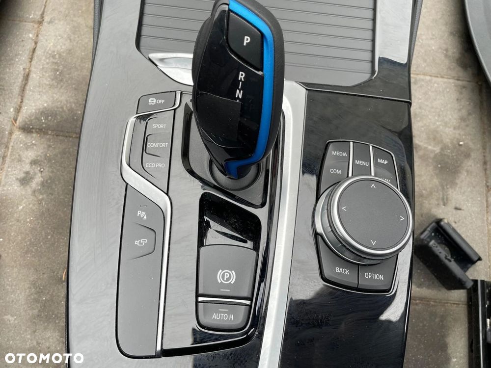 FOTELE TAPICERKA BMW iX3 G08 SKÓRA VERNASCA MOKKA GRZANE PRZÓD TYŁ - 7