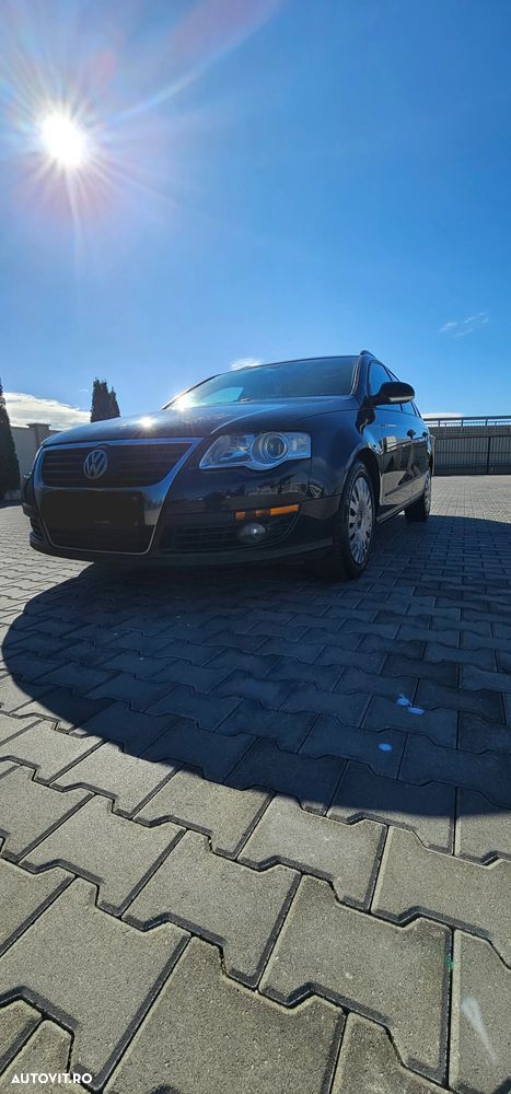 Volkswagen Passat Variant 2.0 TDI Trendline DPF DSG - 10