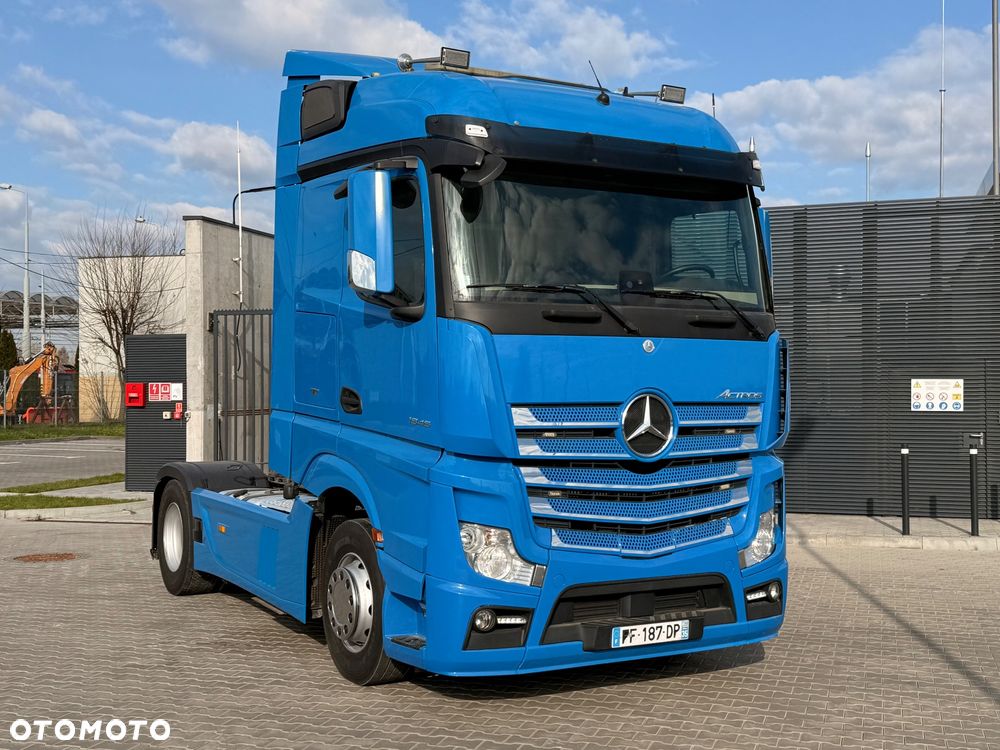 Mercedes-Benz ACTROS MP4 450/ sprowadzony/bez retardera/Euro6/Lodowka/2 zbiornika//Standart/2Lozka - 2