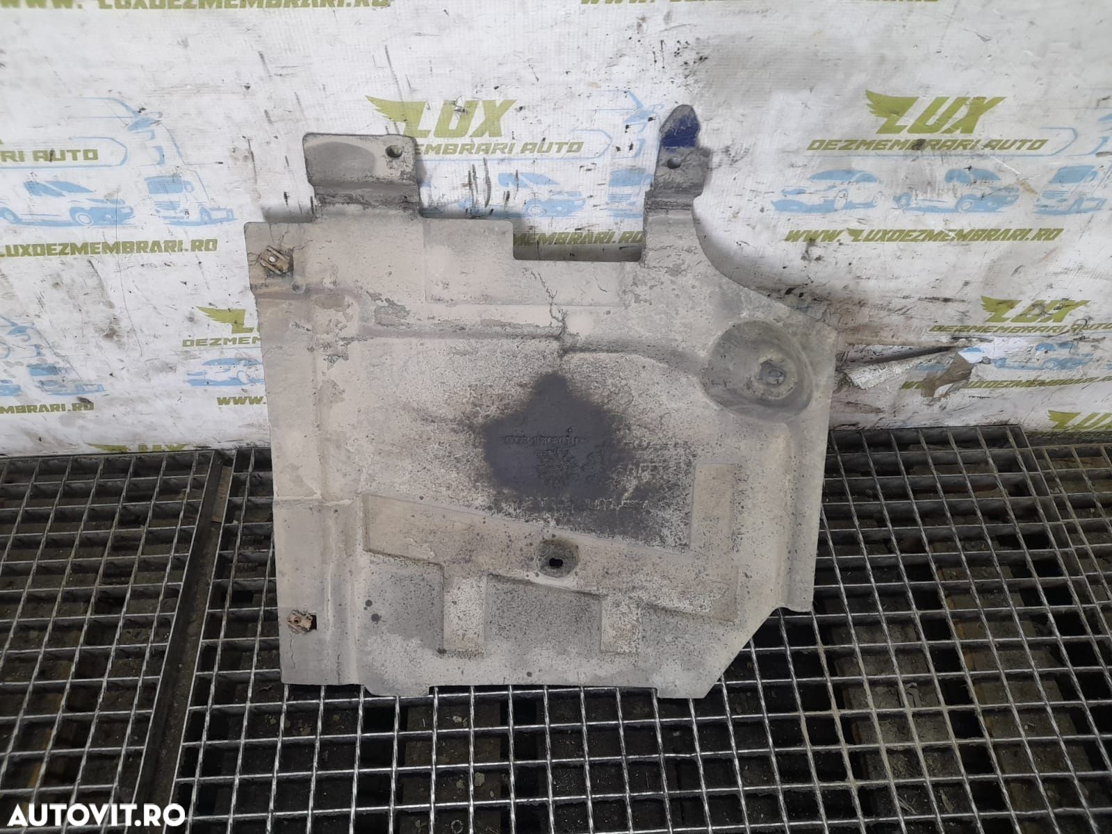 Scut motor dreapta GX73-104C20-BD  2.0 AJ813164 Jaguar XE X760 [2014 - 3