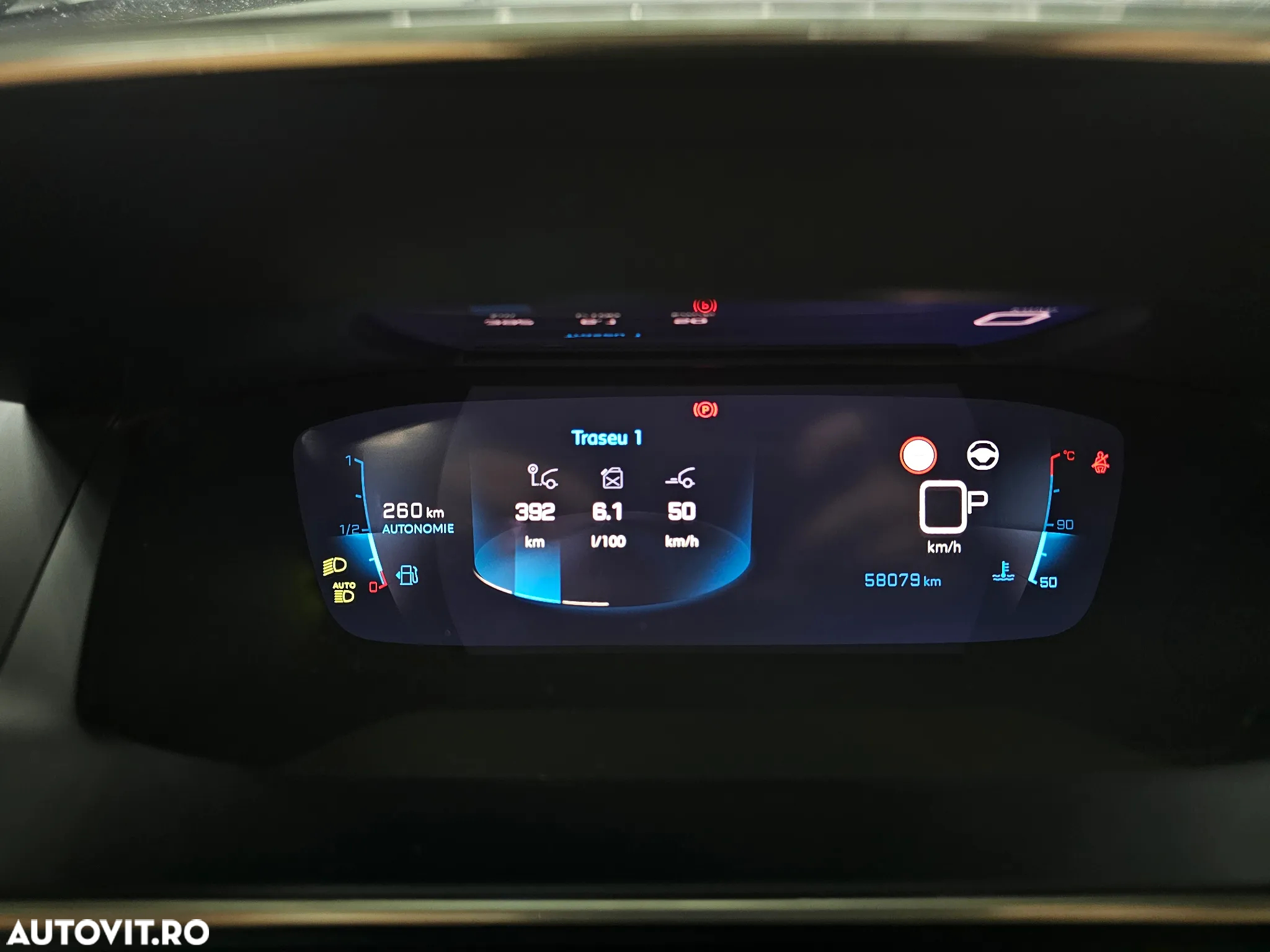 Peugeot 2008 1.5 BlueHDI STT EAT8 GT Line - 28