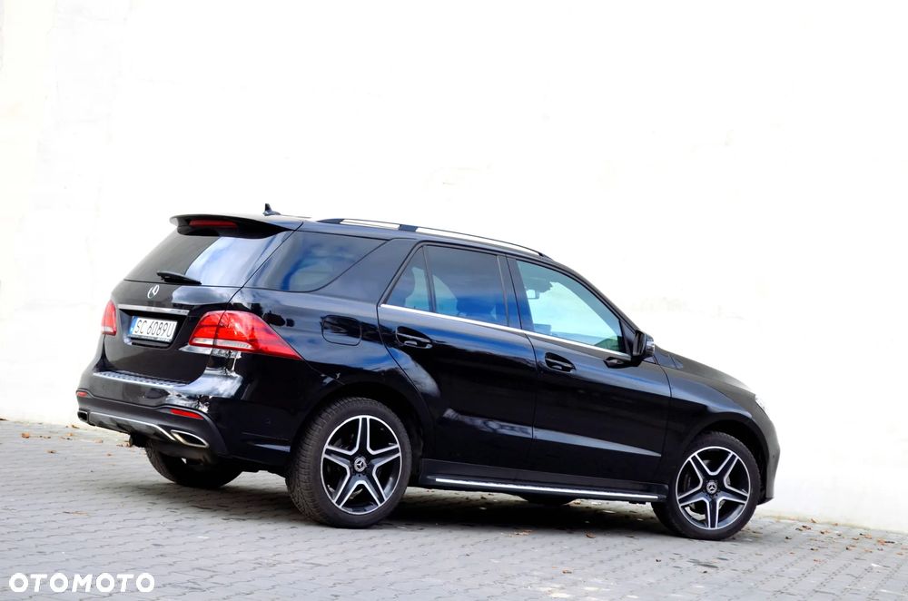 Mercedes-Benz GLE 250 d 4-Matic - 11