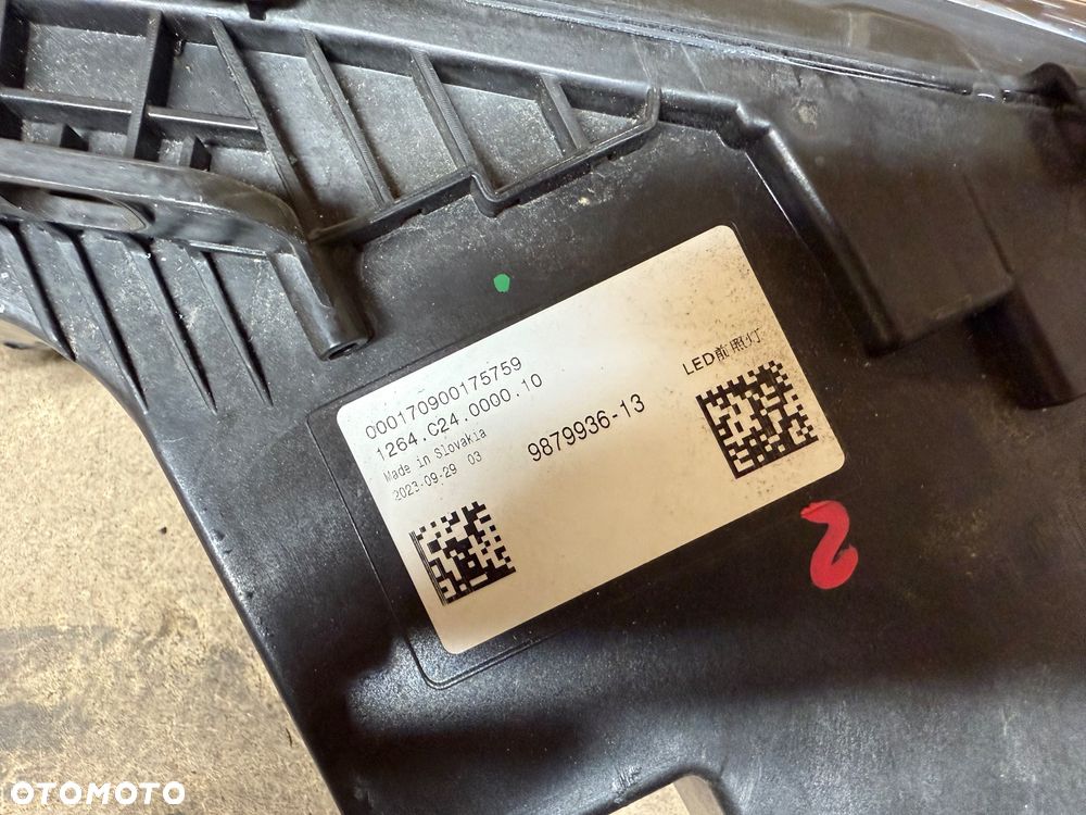 REFLEKTOR LAMPA LED BMW 7 i7 G70 SWAROVSKI CRYSTAL PRAWA ORYGINAŁ 9879936 - 8