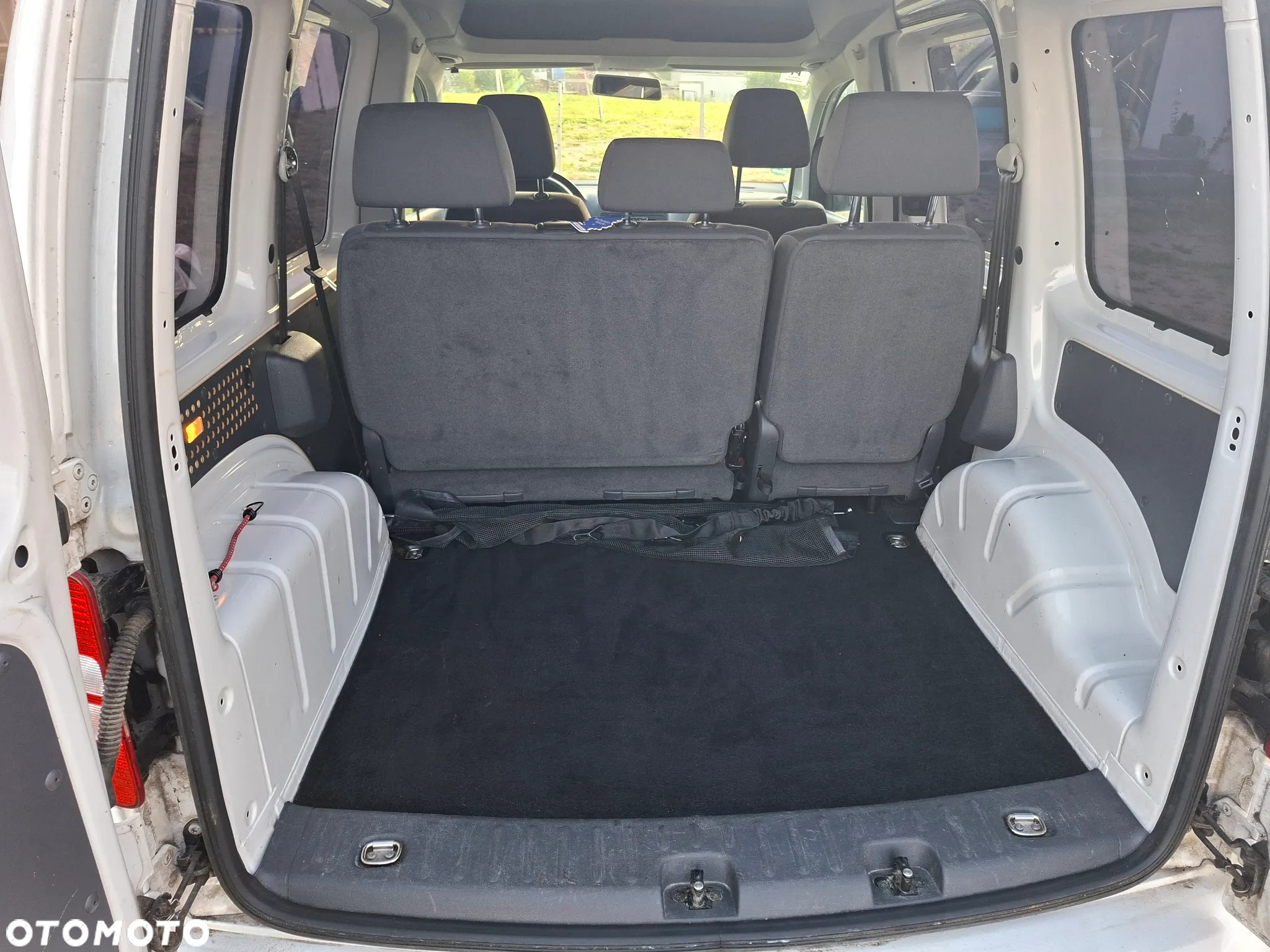 Volkswagen Caddy - 11