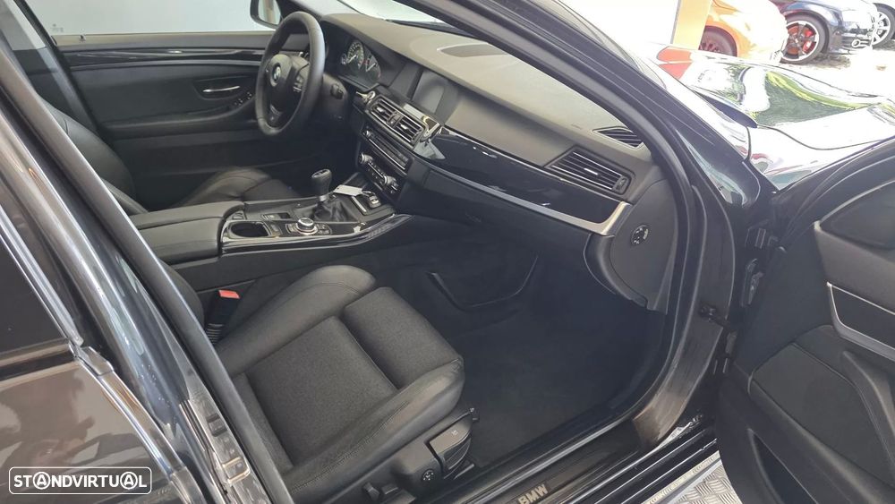BMW 520 d Pack M - 50