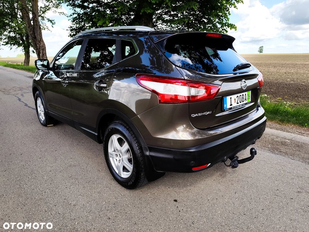 Nissan Qashqai 1.6 dCi Xtronic TEKNA+ - 3