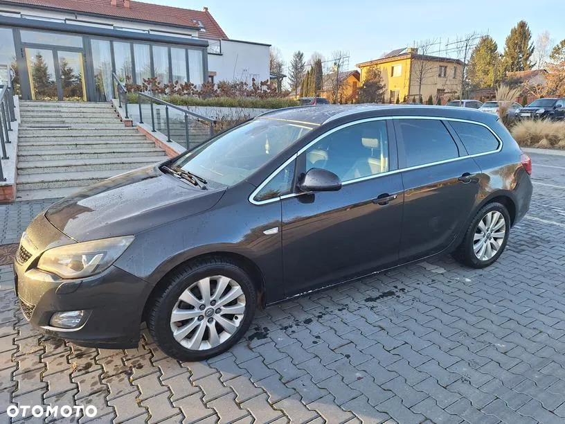 Opel Astra IV 2.0 CDTI Cosmo - 14